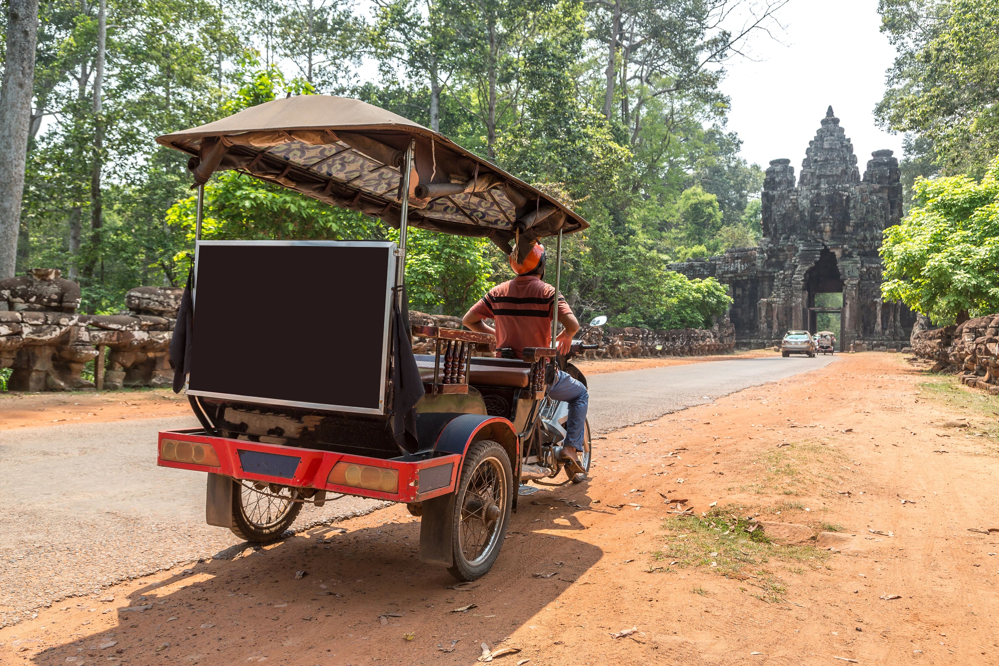 TUK- TUK, czym jest i skąd wzięła się ta nazwa (3).jpg